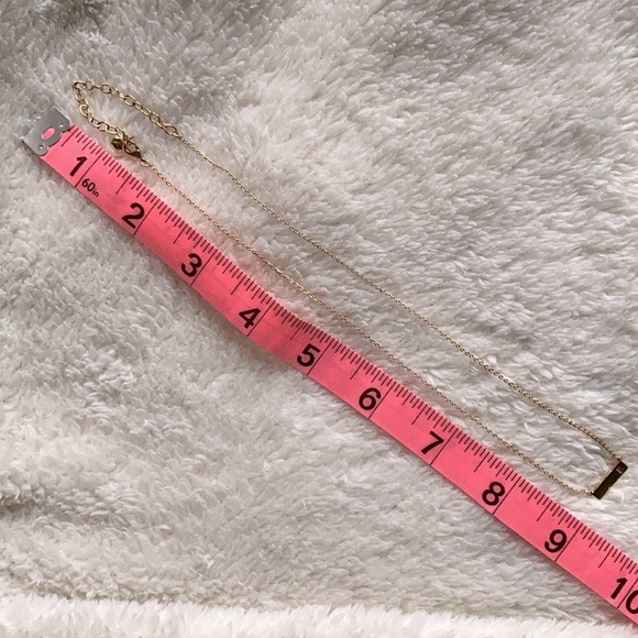 ‘E’ necklace - Picture 4 of 5